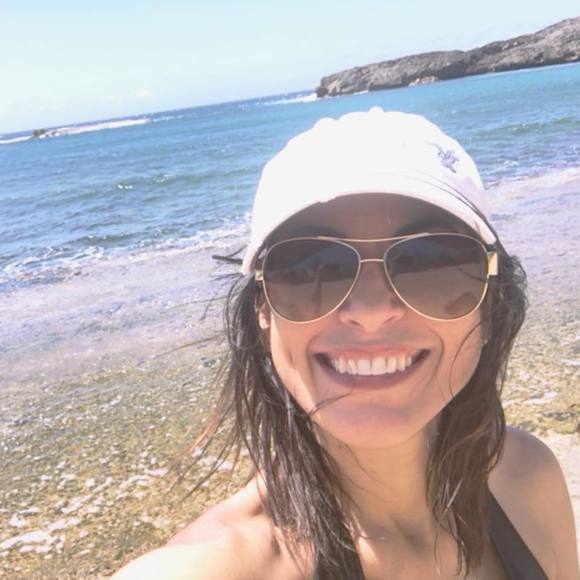 Meet your Posher, Amarilys - Picture 1 of 1